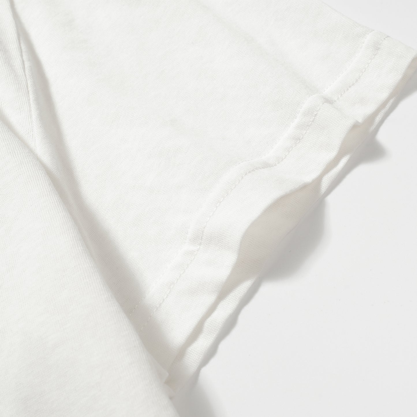ULTRA THIN PRINTED LINEN BOX TEE