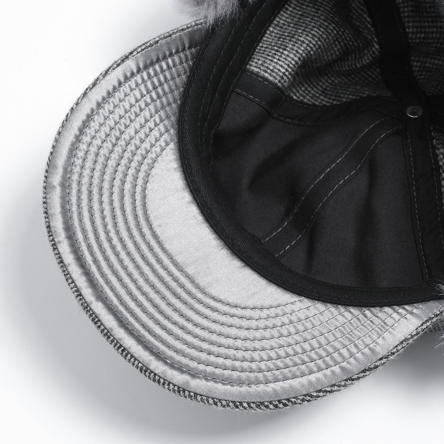 HOUNDSTOOTH EARFLAP CAP