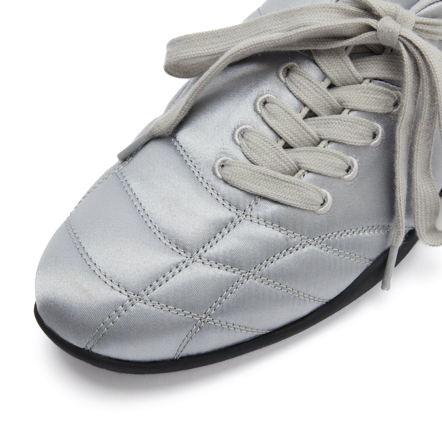 CRICLE CAGE FLEXOR COURT LOW (SATIN SLIVER)